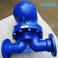 Lever ball float steam traps